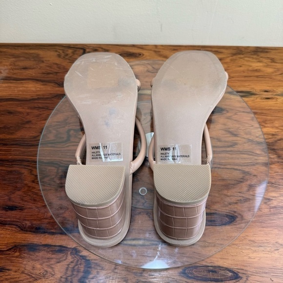 DV by Dolce Vita Halsty Double Band Mules in caramel - Picture 16 of 16